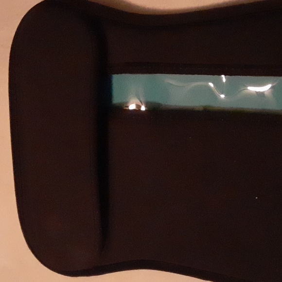 NWT M-Edge POP Sleeve for 6 & 7" E-Readers/ Tablets - Picture 2 of 6